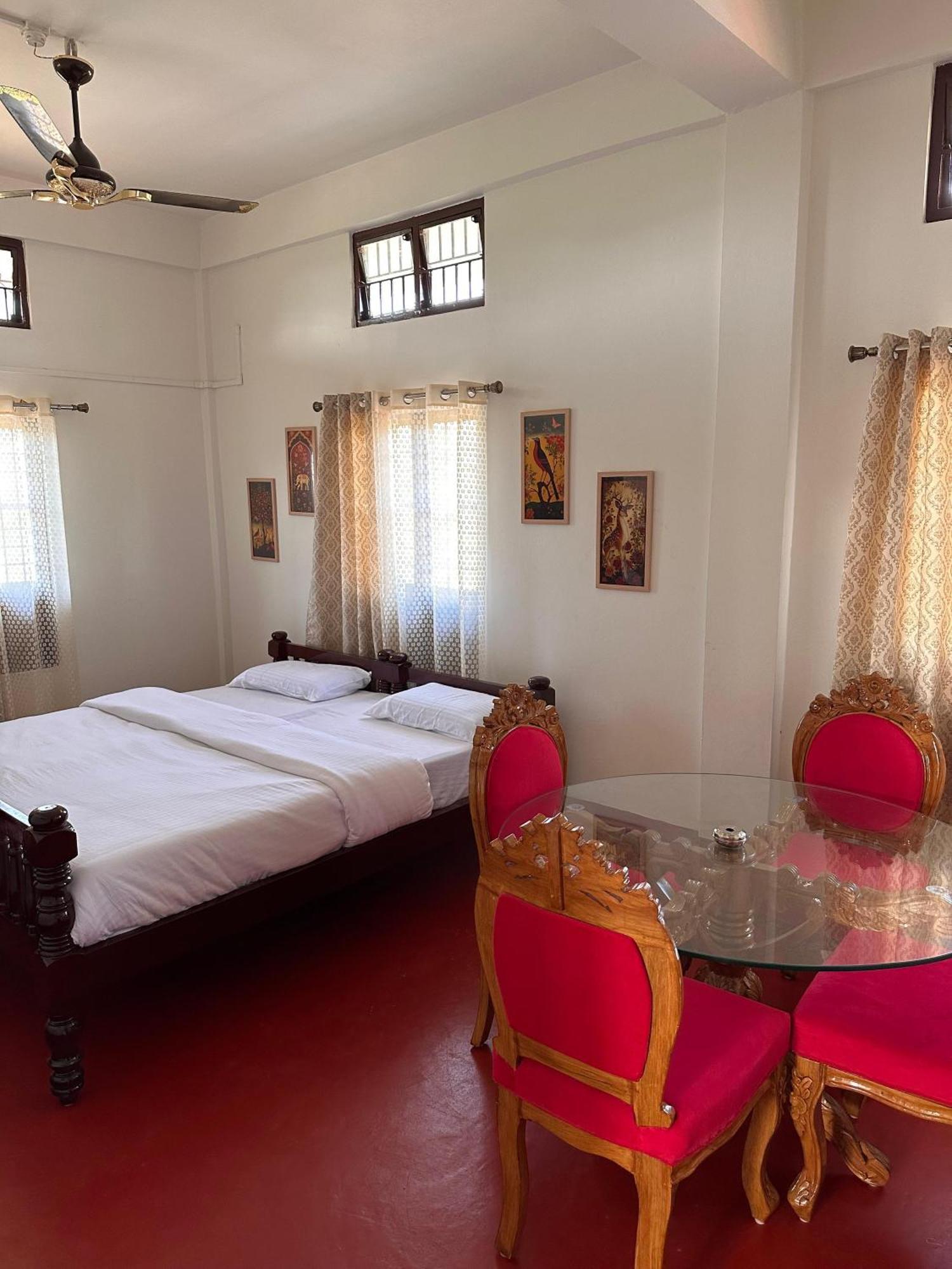 Protibha Homestay Sivasagar Екстер'єр фото